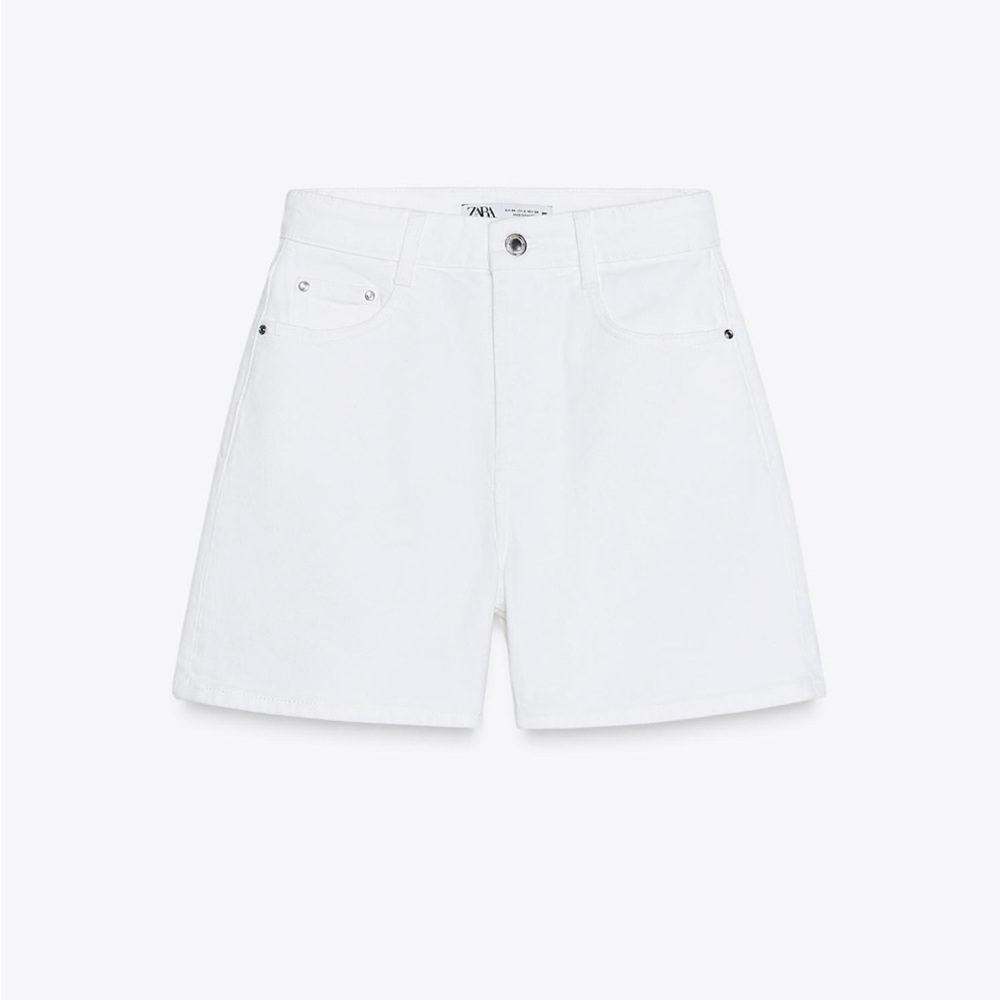 BRAND NEW with tags! ZARA Women's High Waist Mom Fit White Shorts